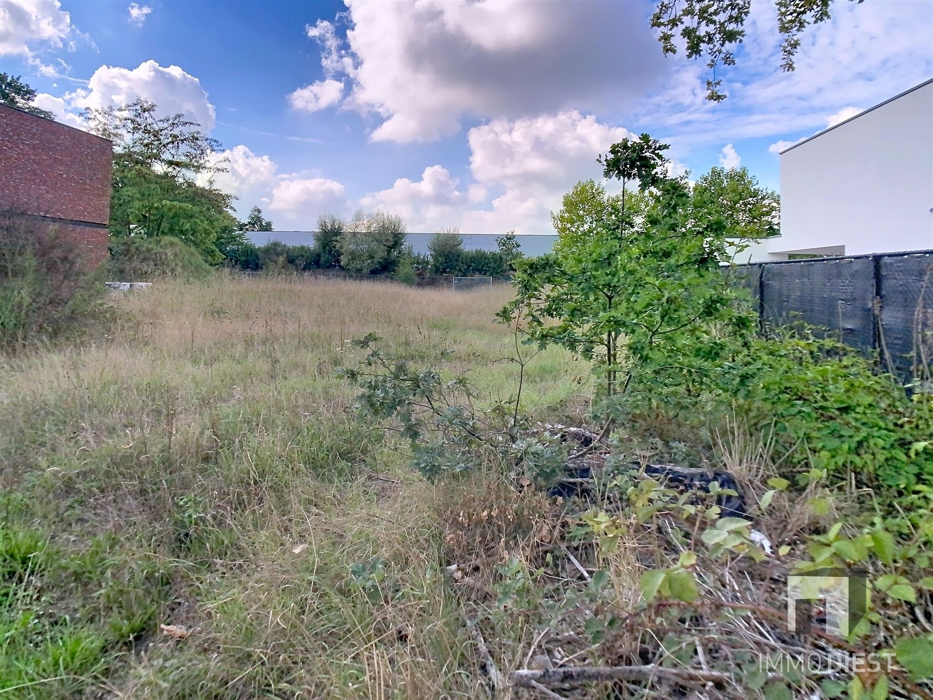 Bouwgrond in het groen met perfecte oriëntatie foto 13