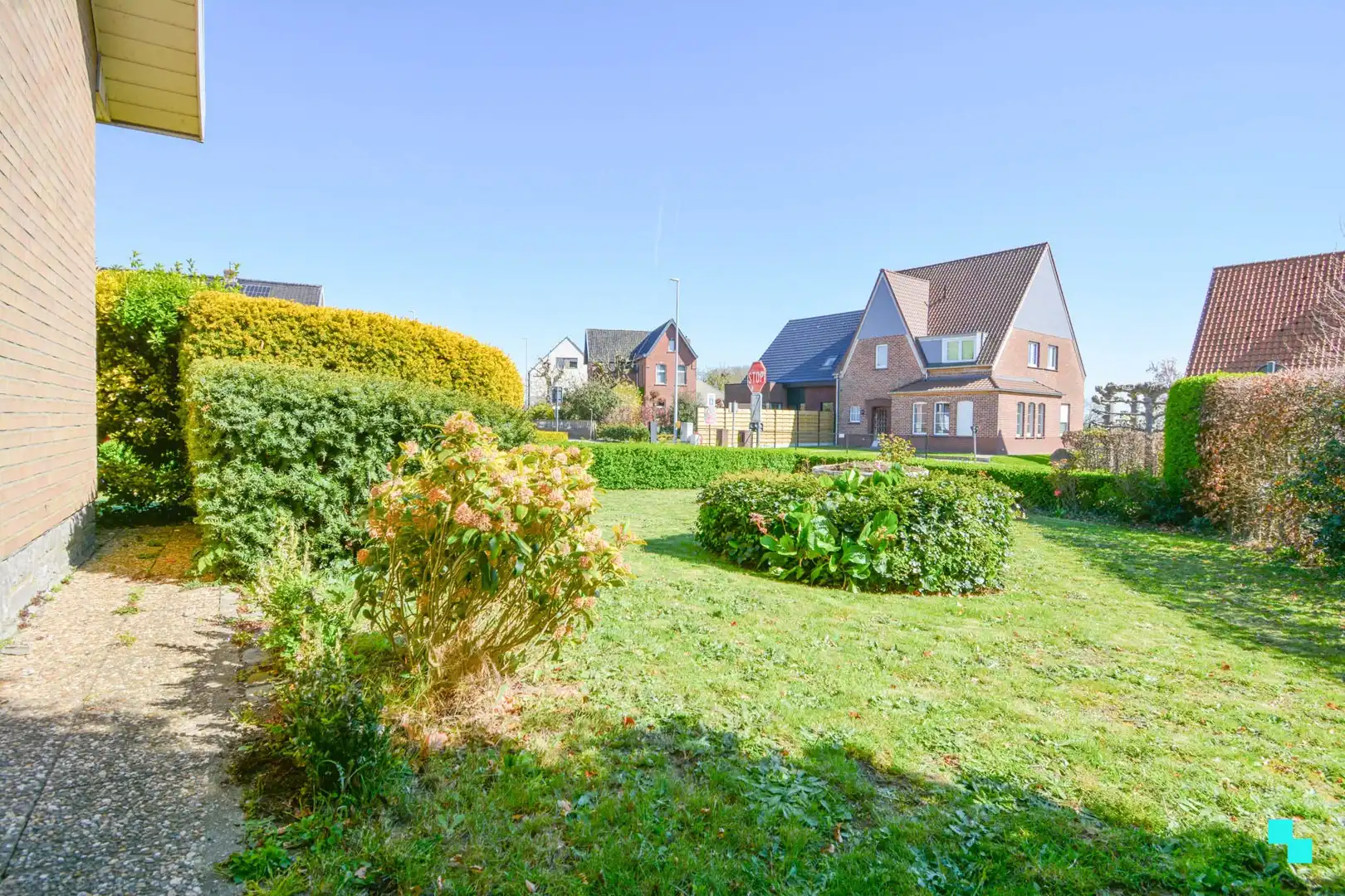 Te renoveren woning op aantrekkelijk hoekperceel te Hooglede foto 18