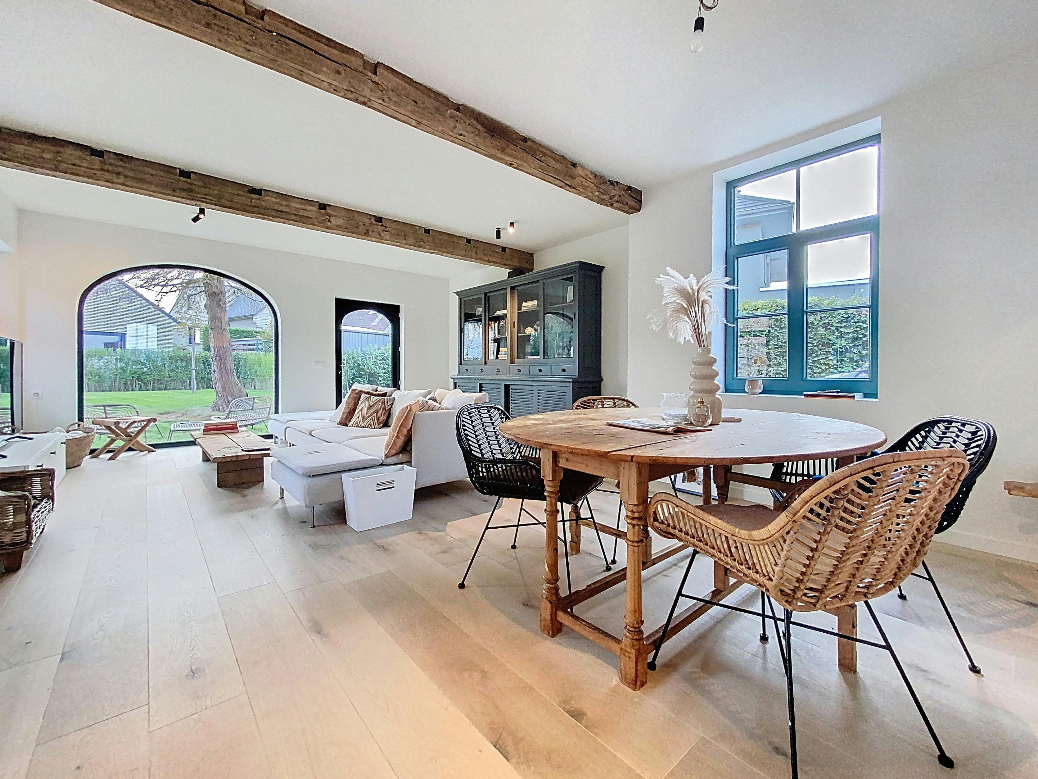 Prachtige nieuwbouw met landelijk karakter en 3 slaapkamers foto 3