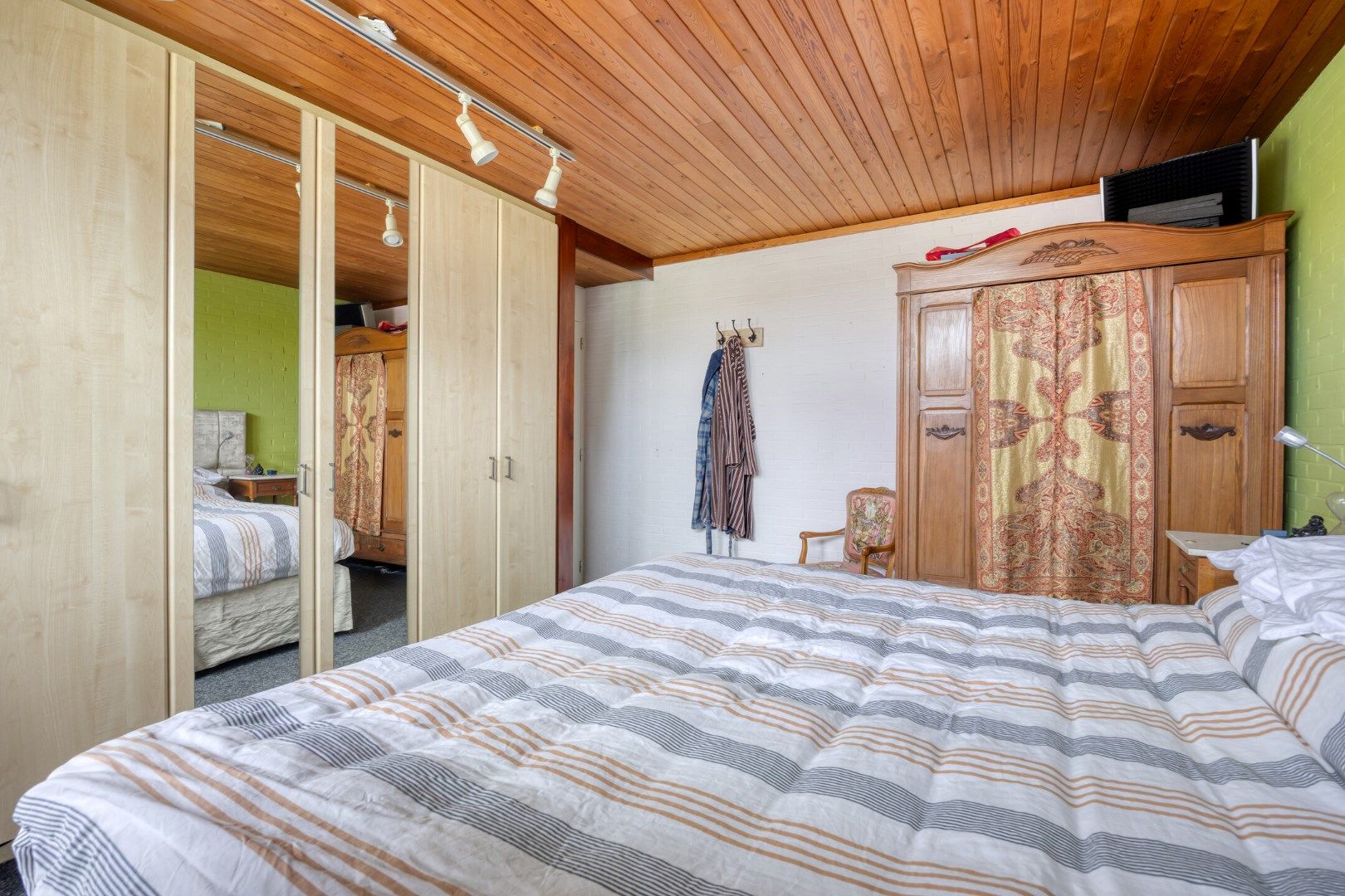 Gunstig gelegen instapklare woning op prachtig perceel van 10a88 ! foto 15