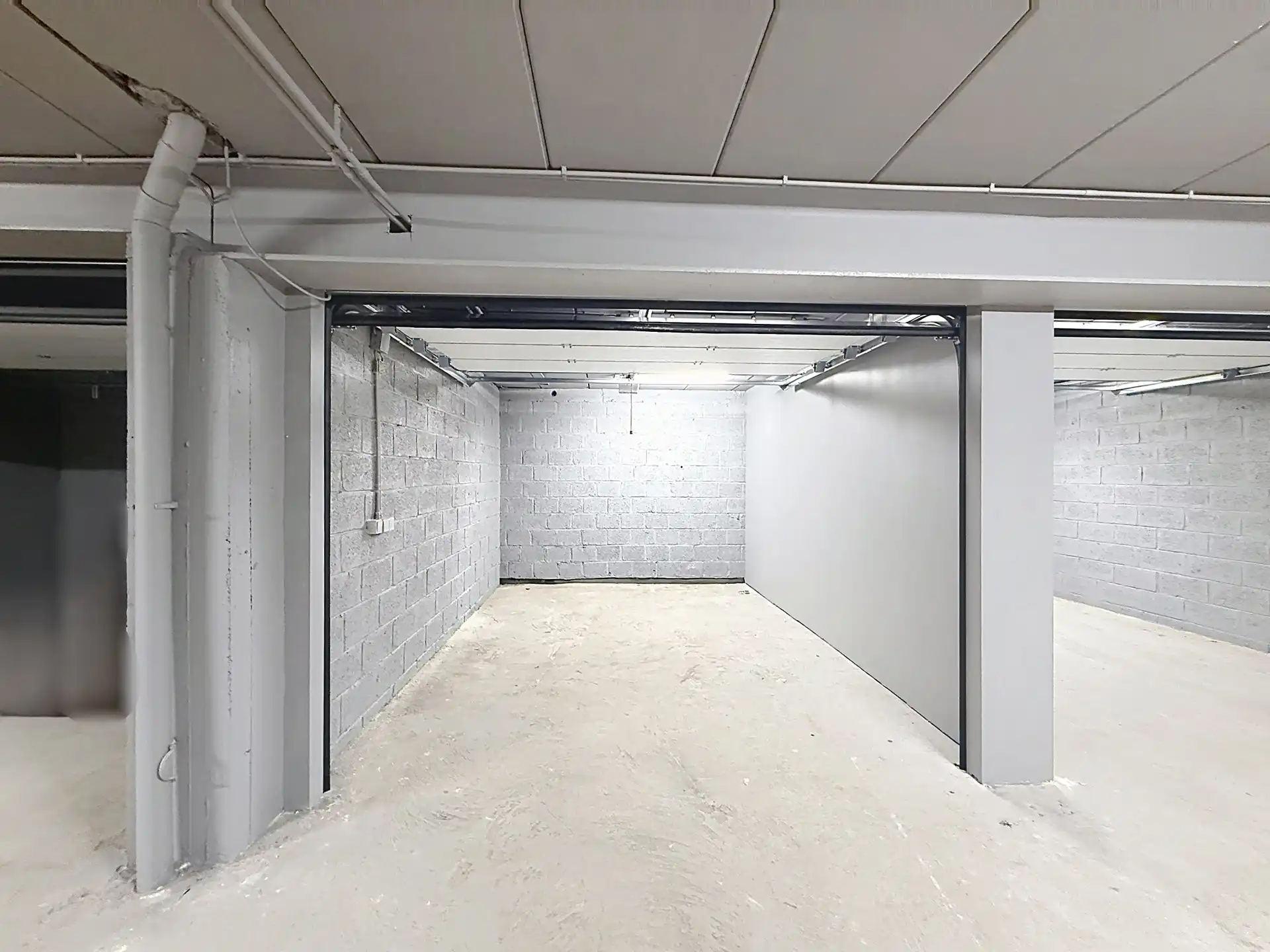 Parkeerplaats te huur foto 5