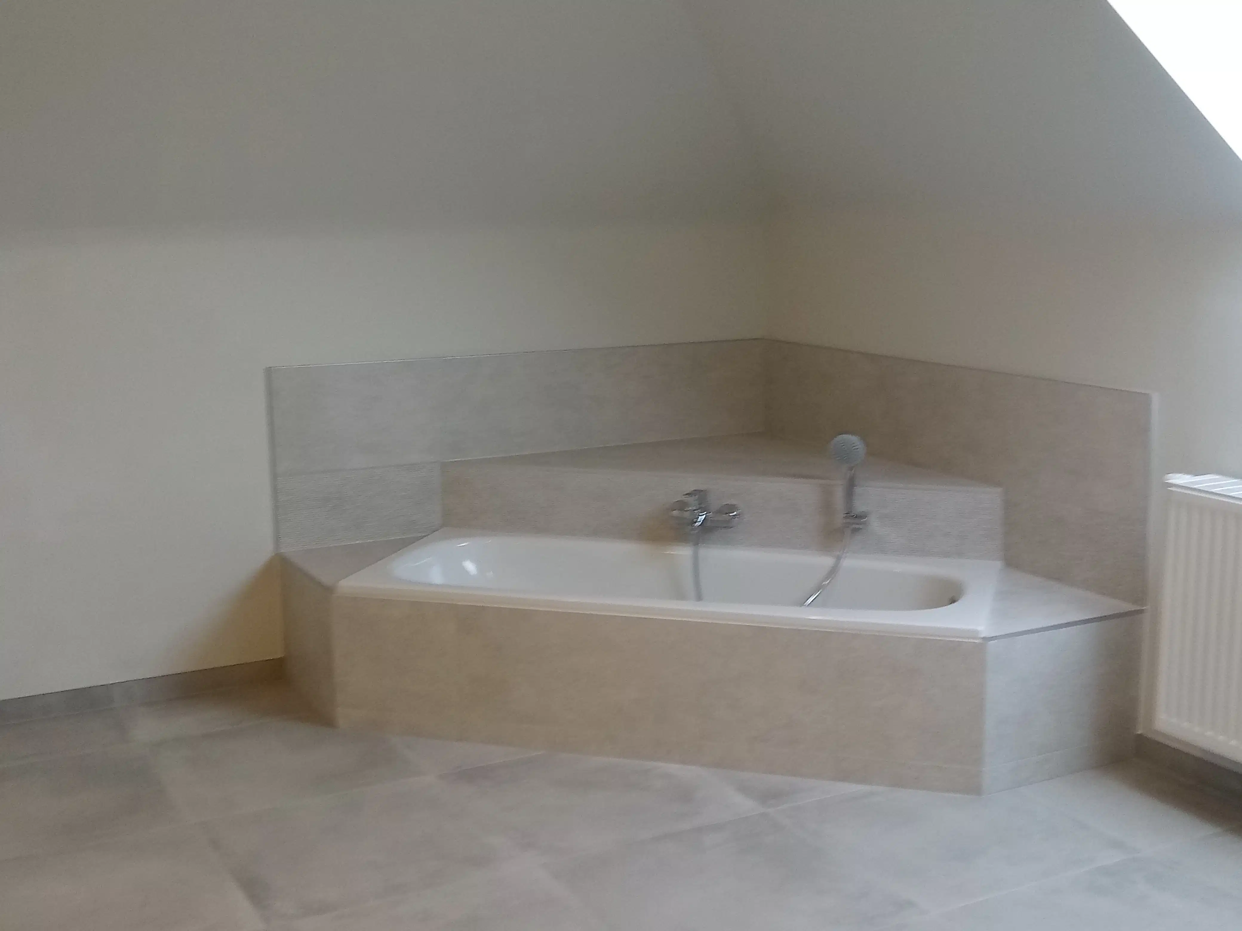 Prachtige nieuwbouwwoning van 195m² met terras v 40m², tuin, zonnepanelen en twee staanplaatsen. Aanrader! foto 12