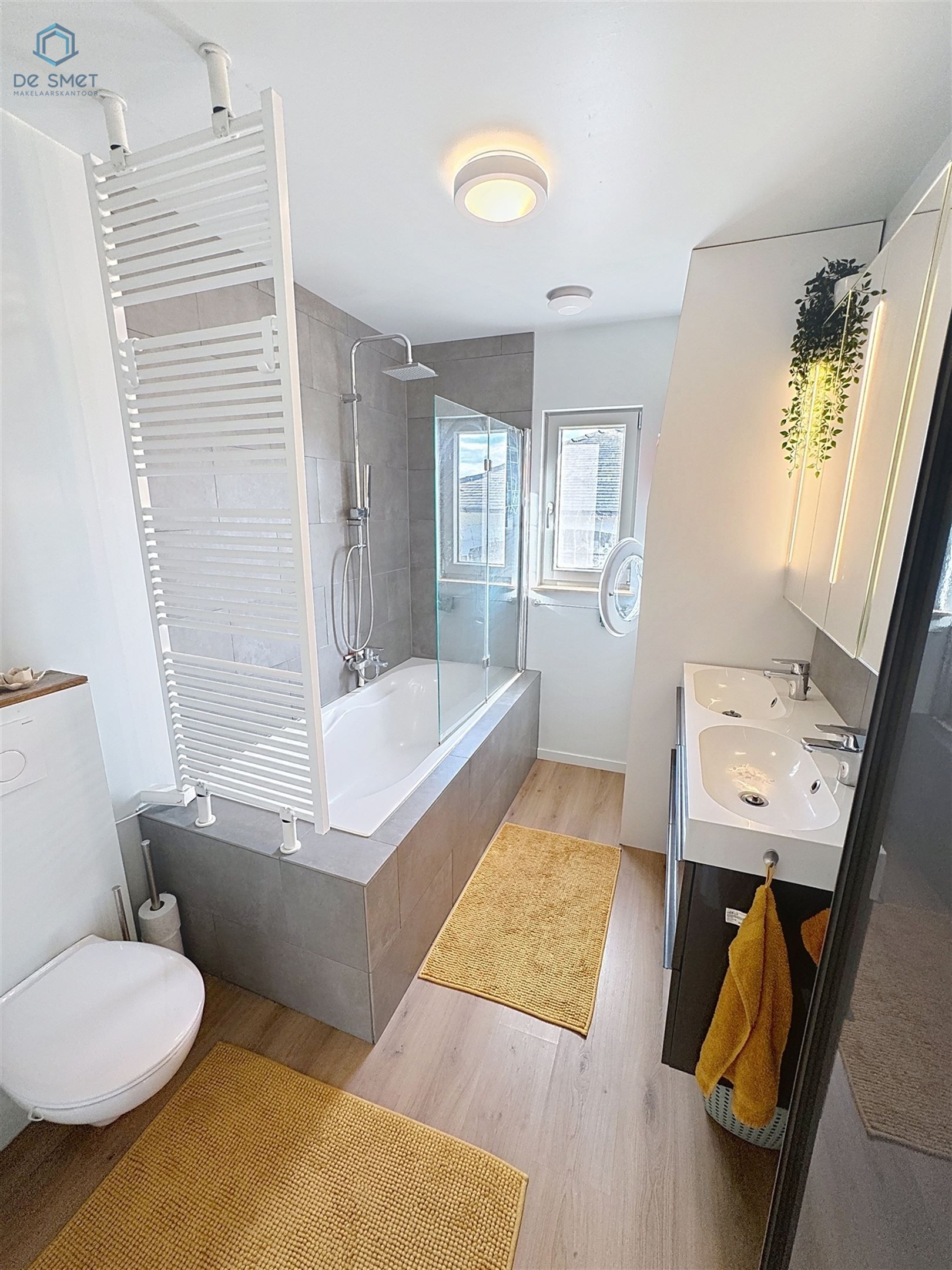 Recente, energiezuinige woning in groene oase 2 slaapkamers, garage en tuin foto 16