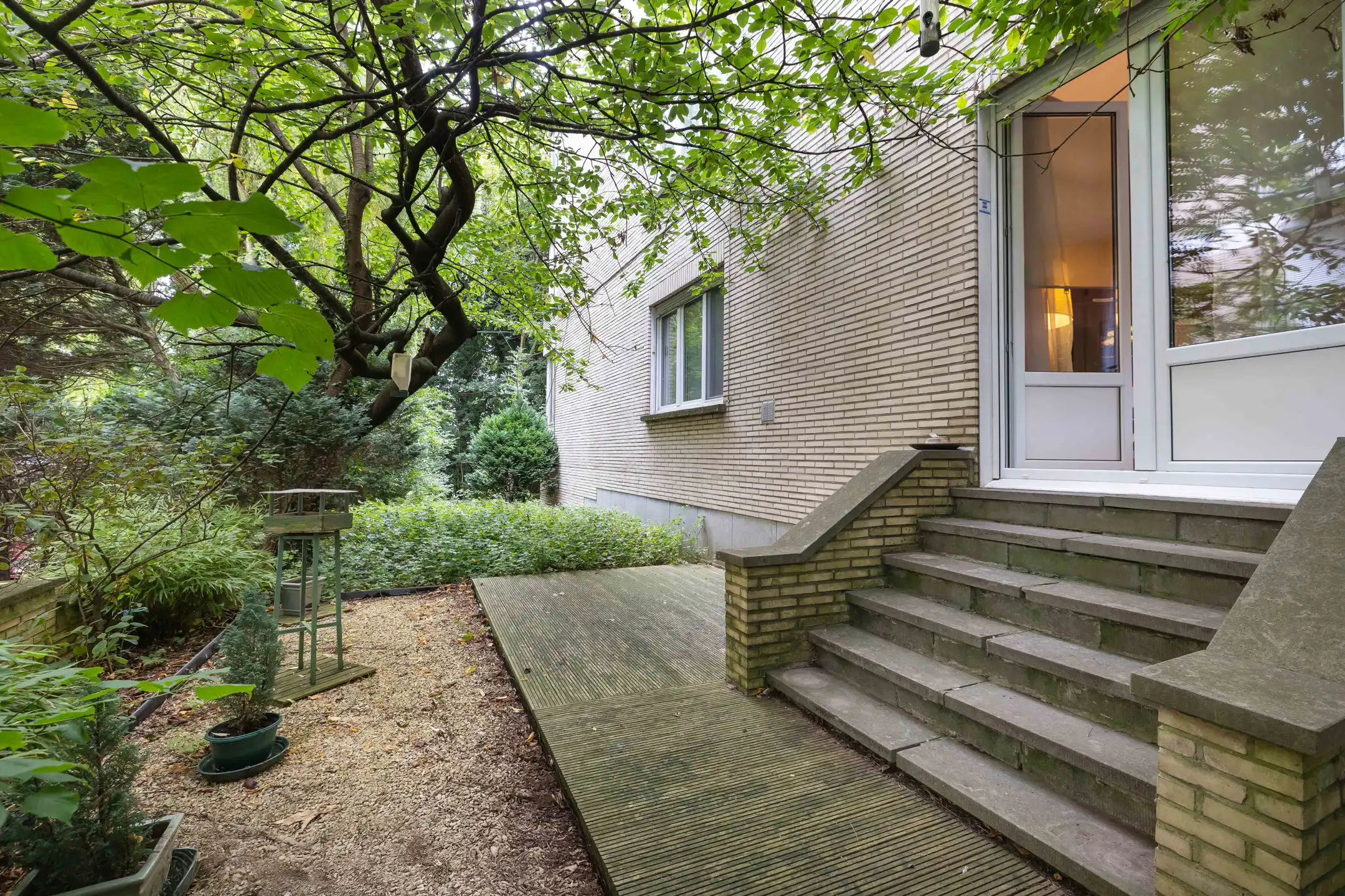 Begane grond 3 slaapkamers met tuin foto 10