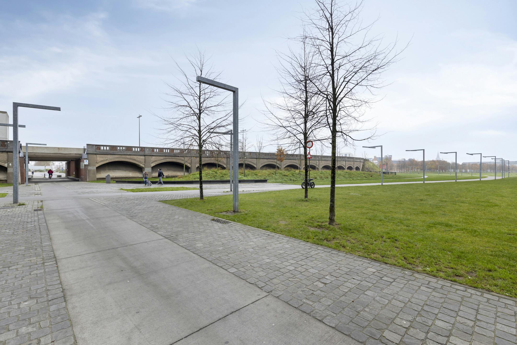 Instapklaar 2 slaapkamer appartement te koop in Antwerpen foto 8