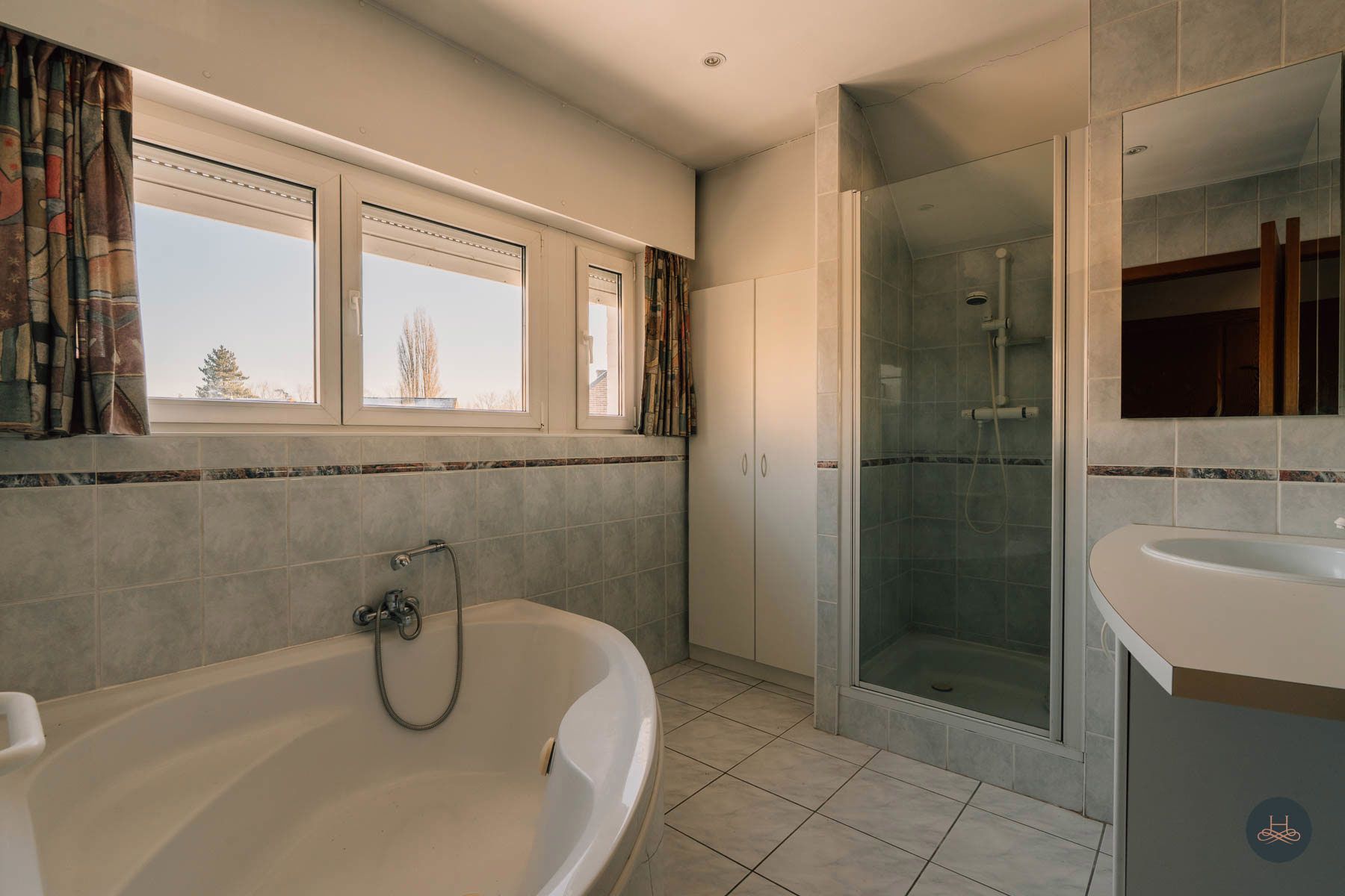 Prachtige karaktervolle authentieke villa met aangename tuin foto 21