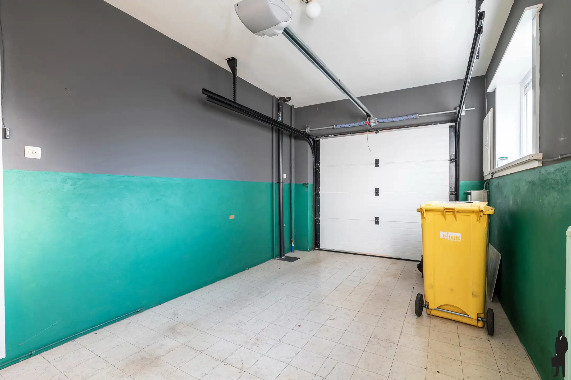 Te renoveren woning op ca. 550m² grond. foto 8