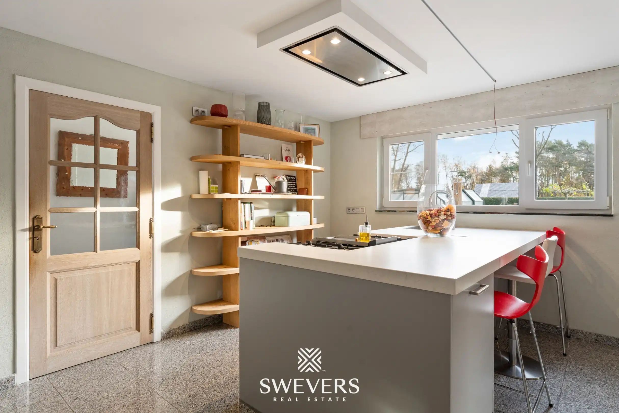 Instapklare Villa met Professionele Paardenaccommodatie:  foto 11