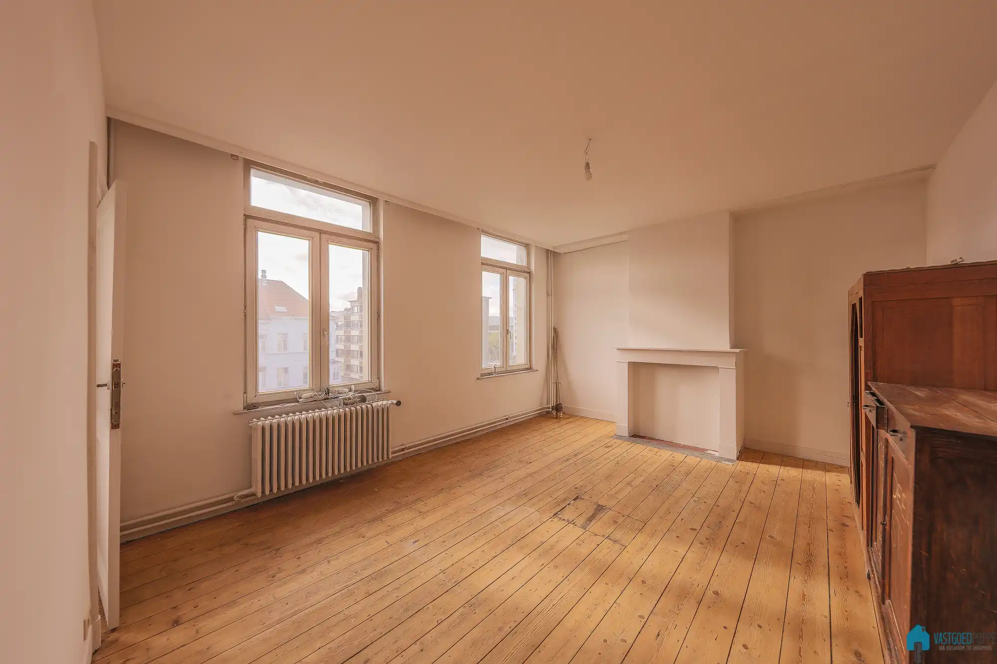 Ruim herenhuis met tuin en garage foto 23