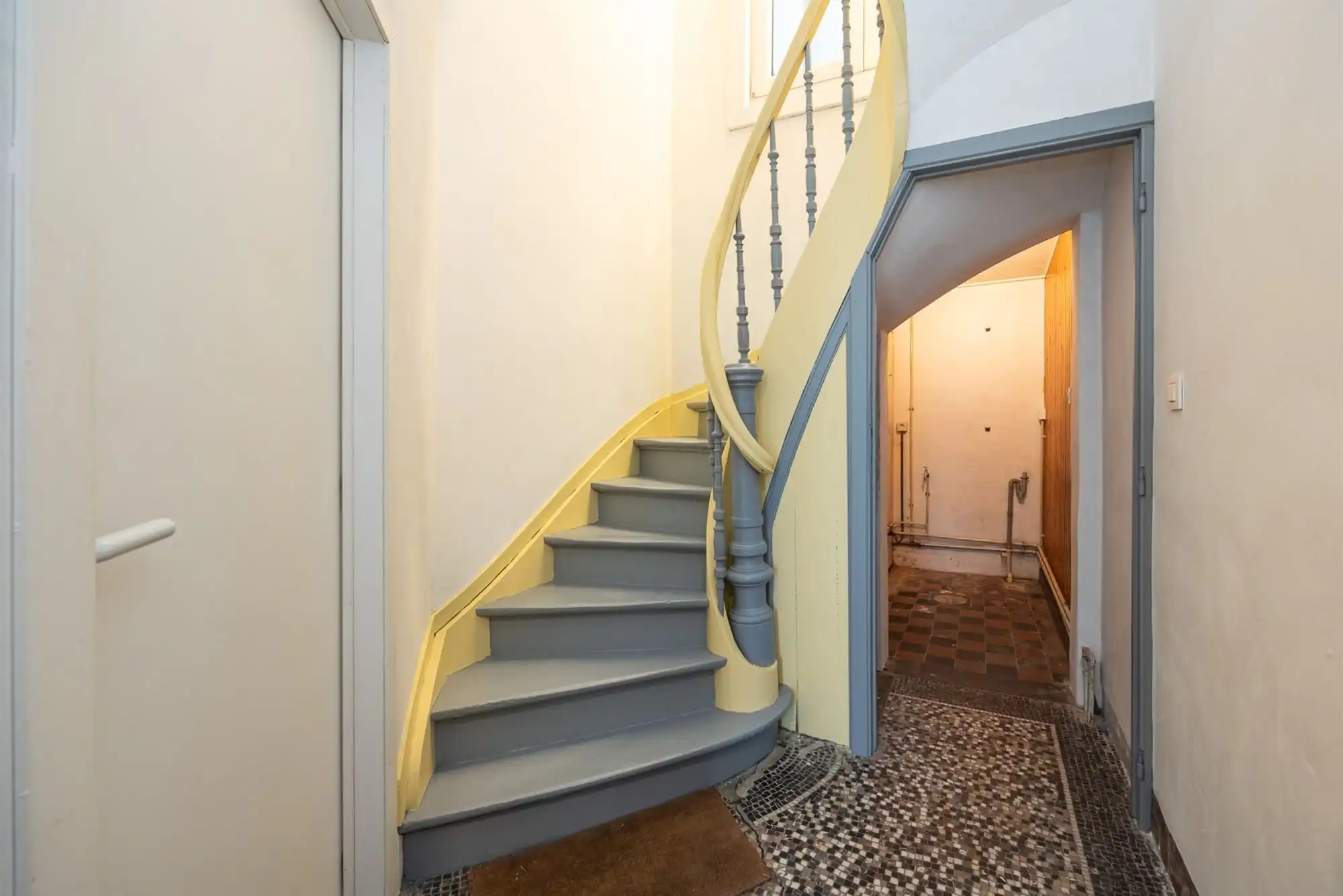 Lichtrijke eengezinswoning nabij Dageraadplaats foto 5