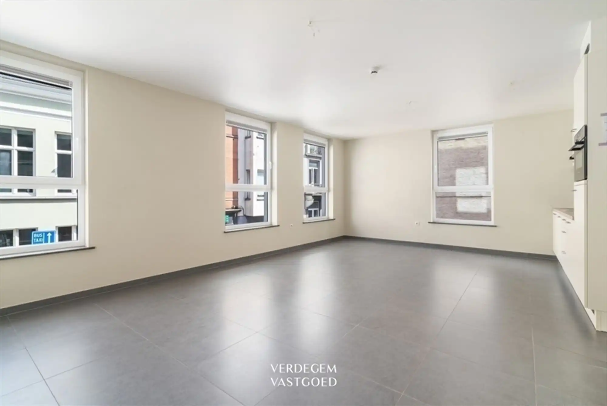 Investering: verhuurd service appartement in het centrum van Gent foto 4