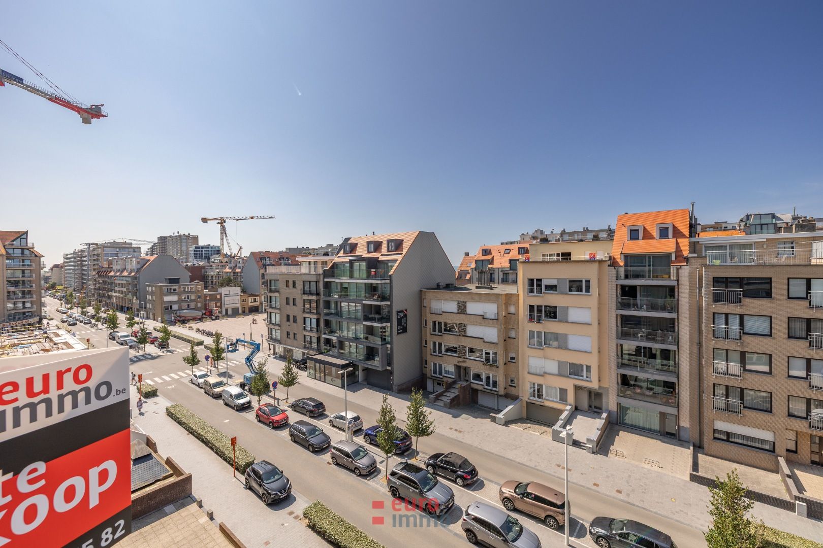 Uitermate brede en lichtrijke studio in de Franslaan van Nieuwpoort! foto 8