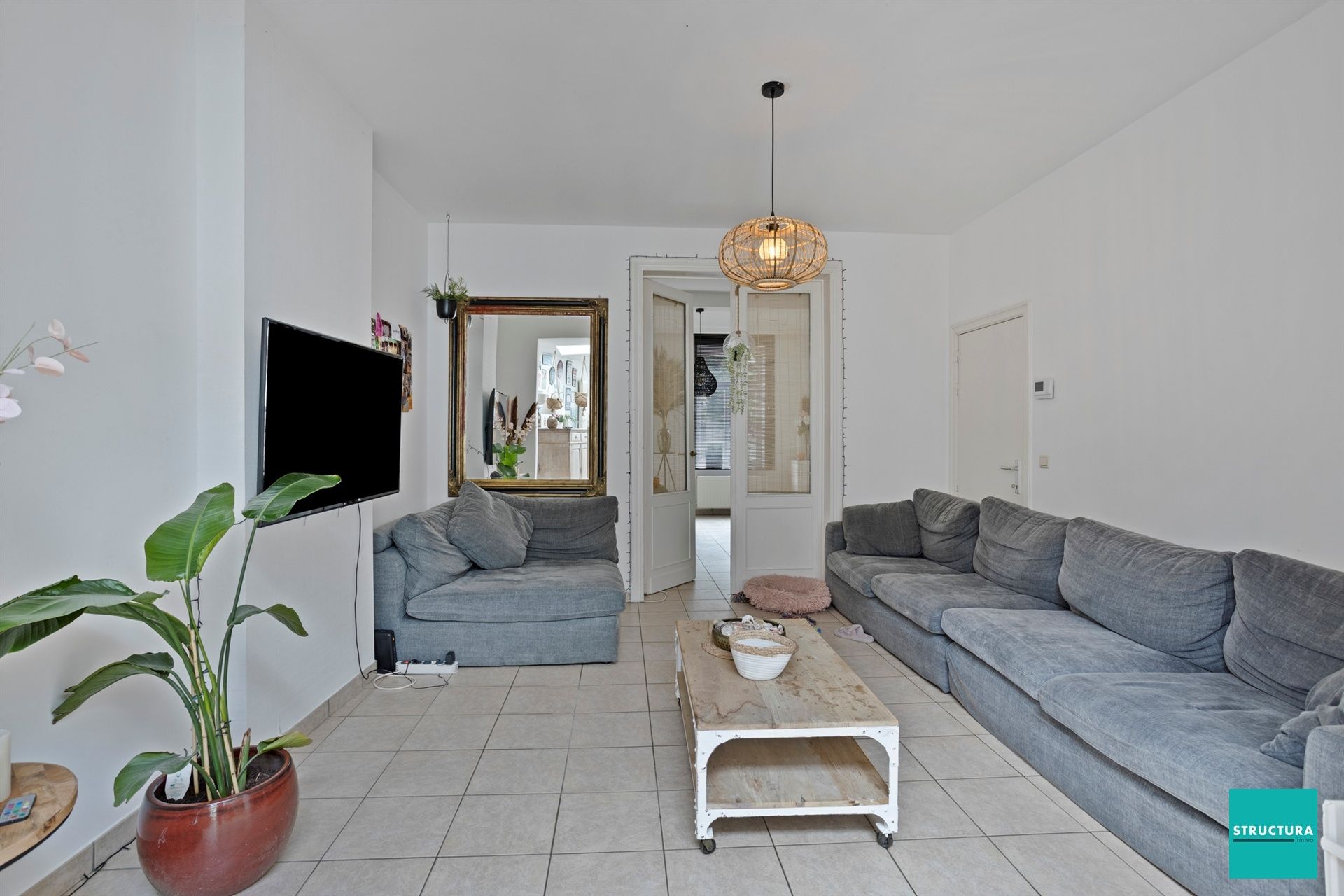 Instapklare rijwoning met stadskoer in hartje Merchtem foto 5