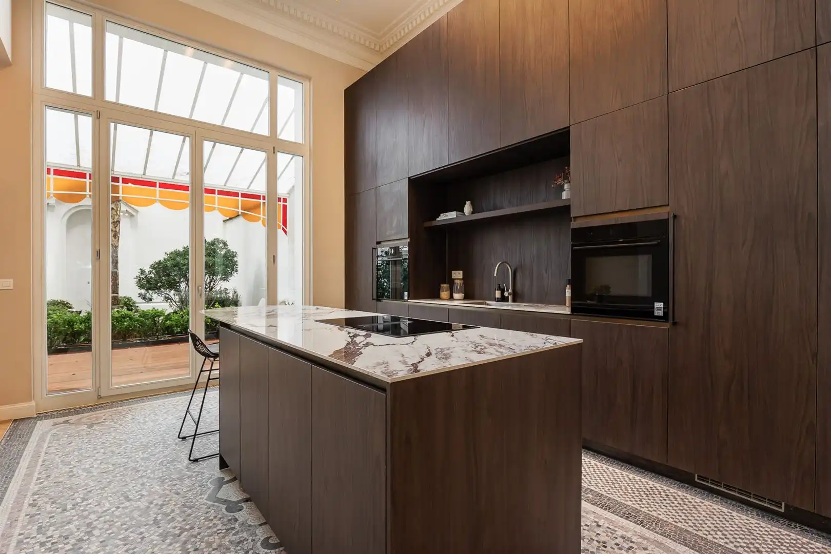 Renovatie met Parijse flair & stadstuin foto 11