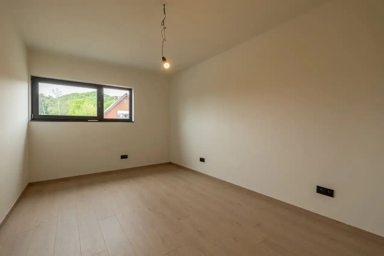 Nieuwbouw met vier slpk, alle comfort en ruime tuin foto 20