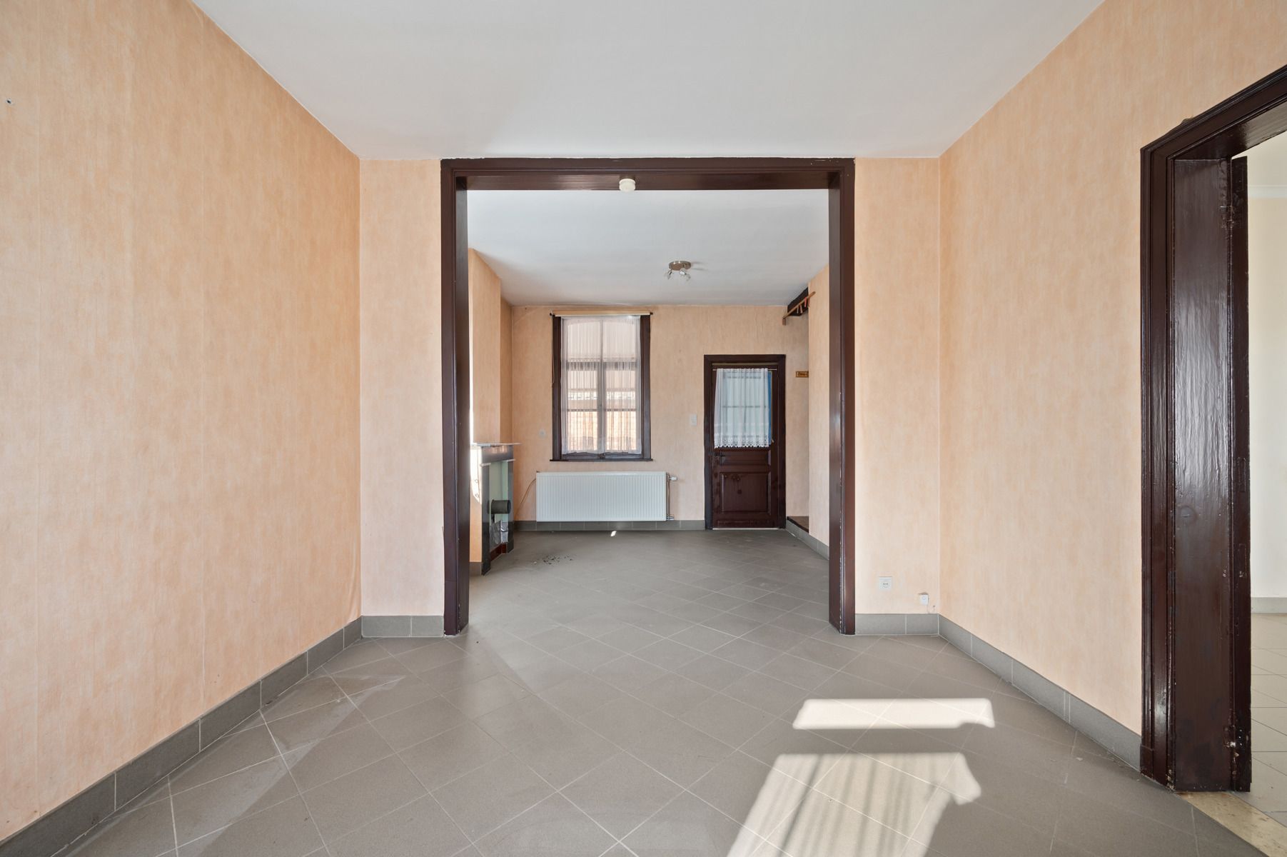 Te renoveren pand met magazijnen te BEERZEL foto 6