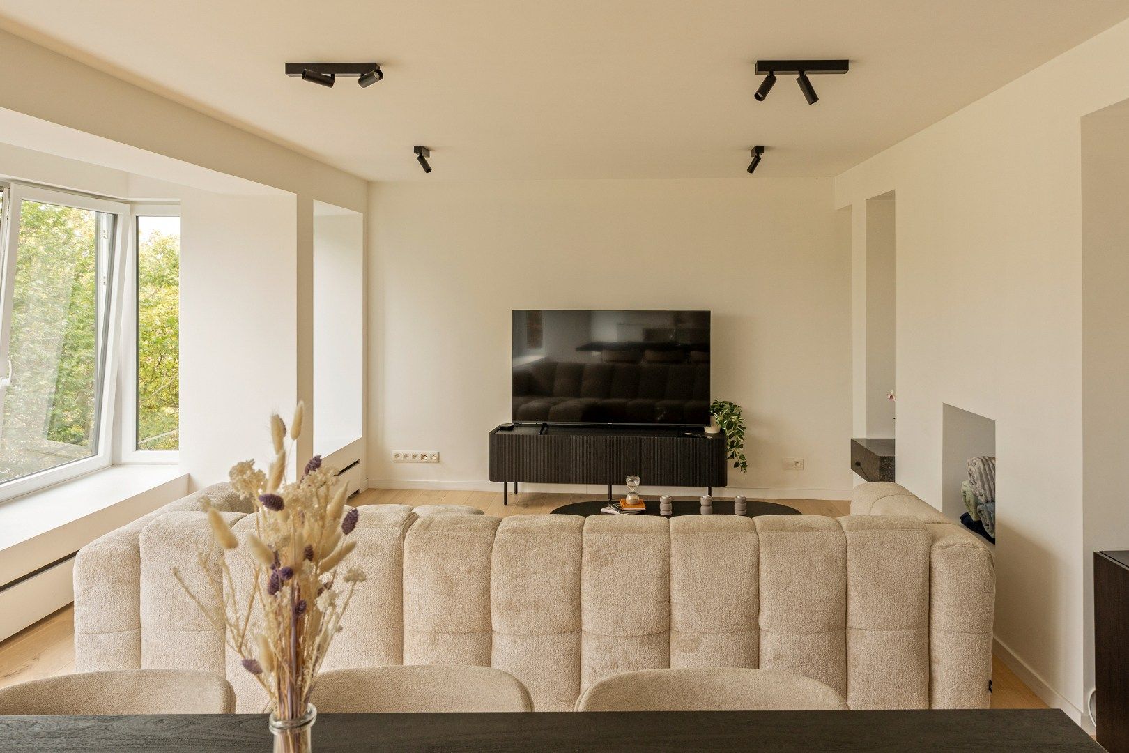 instapklaar luxe 3-slaapkamerappartement met groen uitzicht en autostaanplaats foto 9