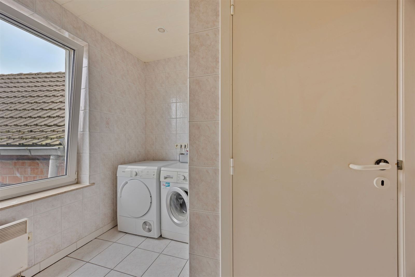 Opbrengsteigendom te koop in centrum Lennik foto 8