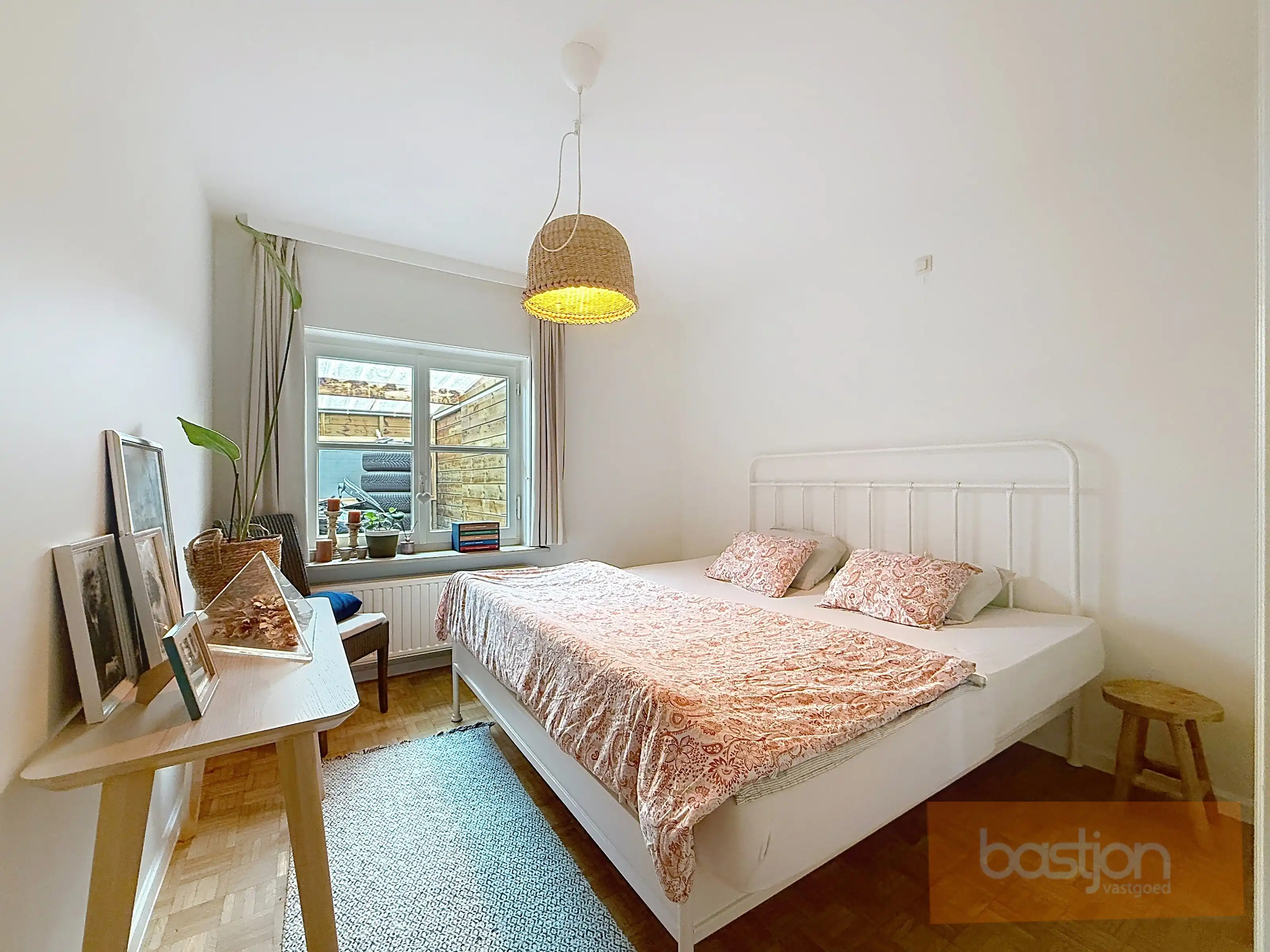 Ruime villa met 2 slaapkamers en tuin foto 12