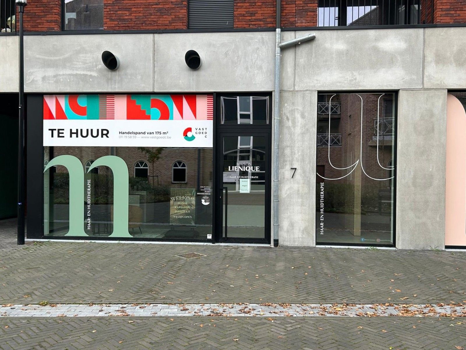 Commerciële ruimte te huur foto {{pictureIndex}}