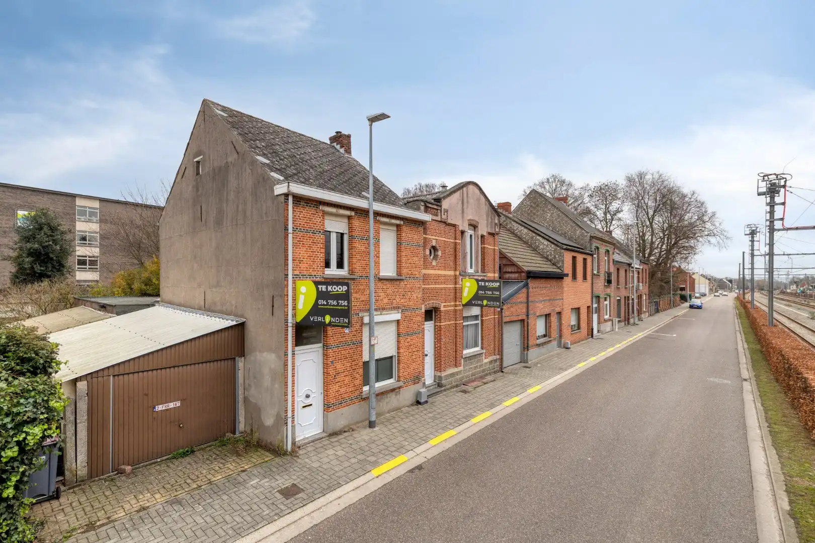 Op te knappen woning in het centrum van Mol met parkeerplaats !  foto 21