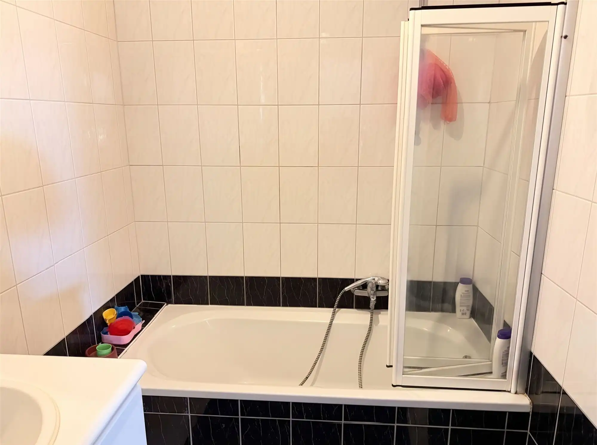 Zeer leuk appartement met 2 slaapkamers en zonneterras foto 7