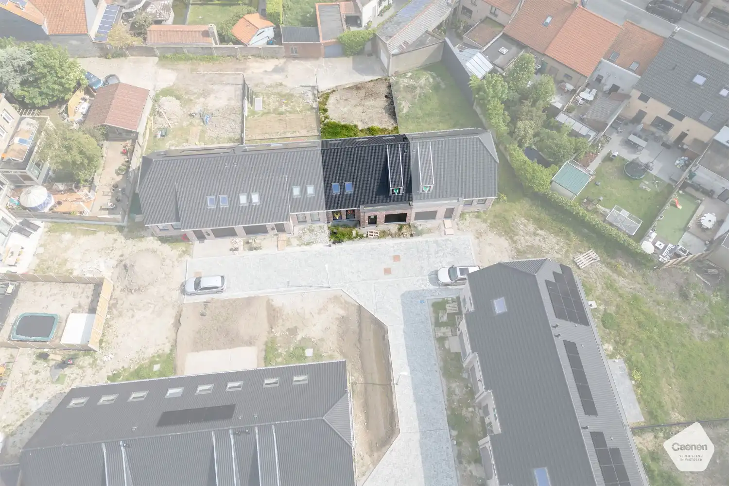 Hedendaagse gezinswoningen in het landelijke Pervijze foto 7