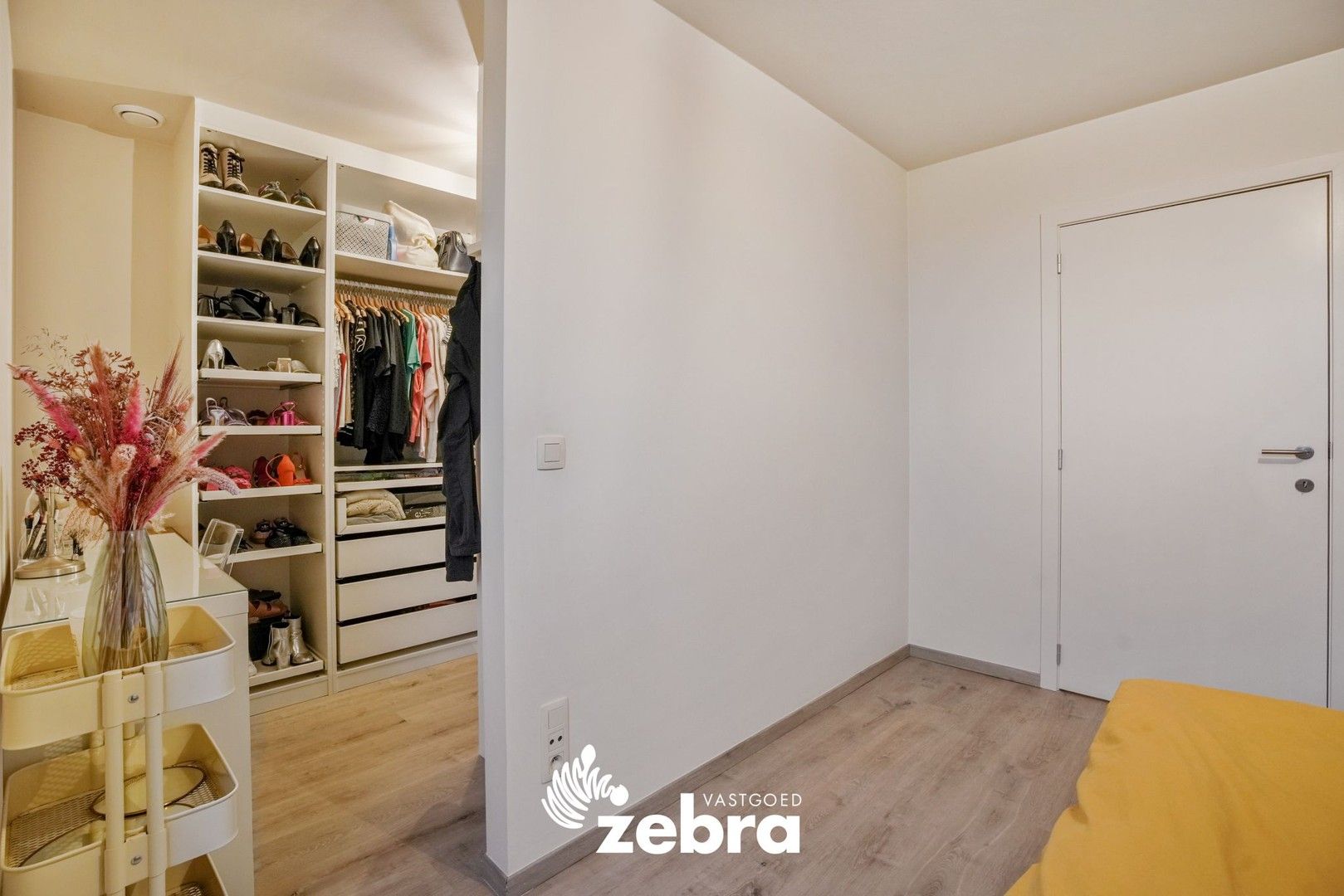 Ruime en recente woning met vier slaapkamers te Gijverinckhove! foto 17