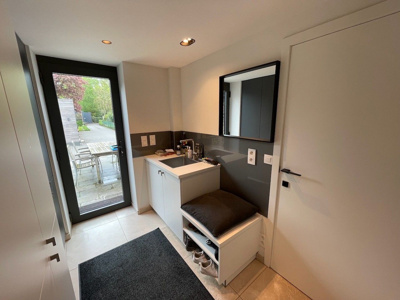 Genk, Huiskensweier 35: Ruime woning met magazijn, kantoorruimte, ruime garage, opslagplaats, 3 slaapkamers, 2 badkamers,... op 53a62ca vlot bereikbaar vlakbij Natuurgebied "De Maten". foto 26