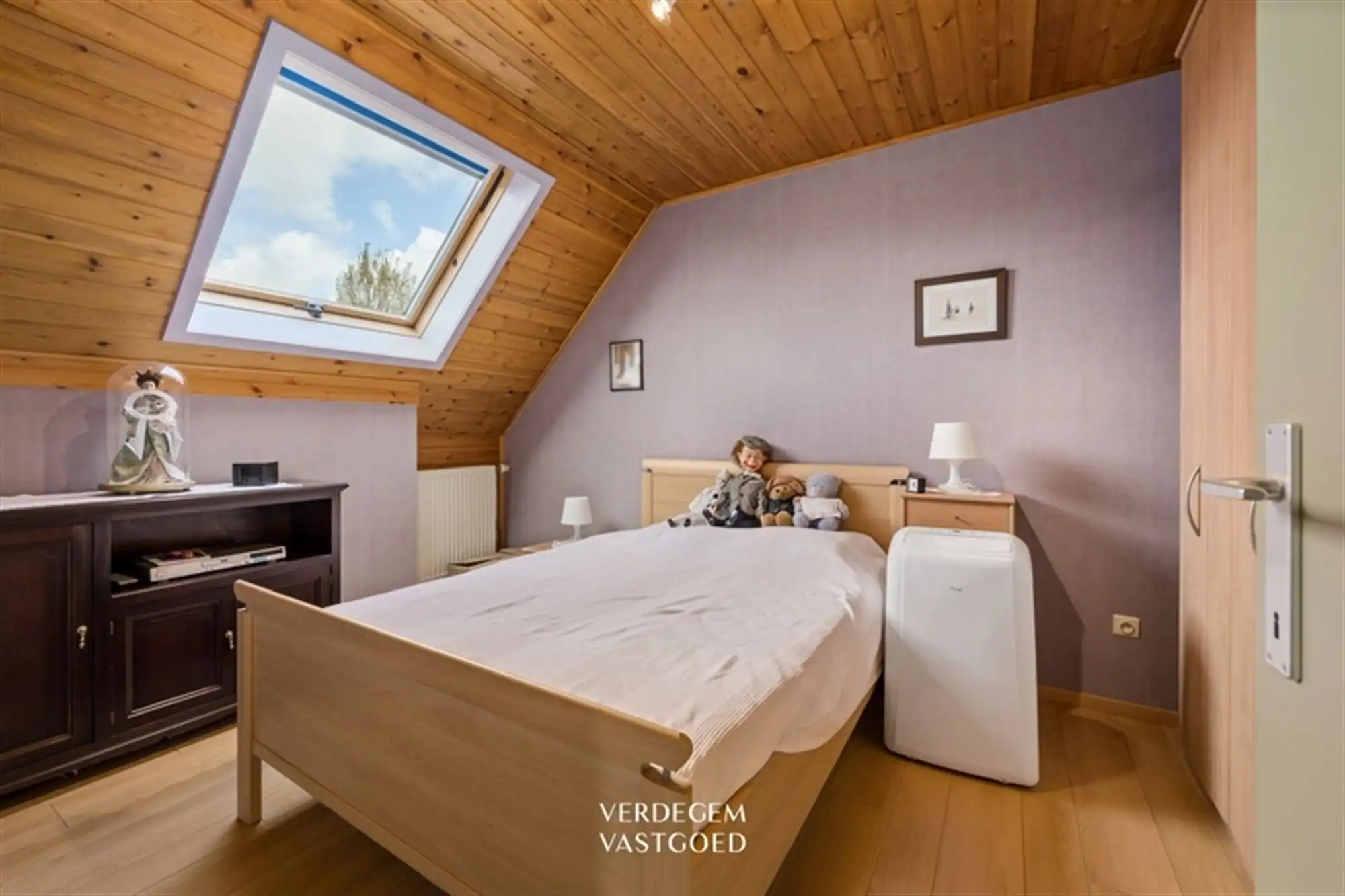 Instapklare woning in rustige buurt met 3 slaapkamers, garage en tuin foto 9