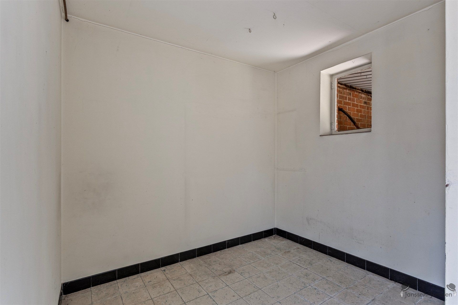 Karaktervolle woning met veel potentieel in het groene Sterrebos!  foto 14