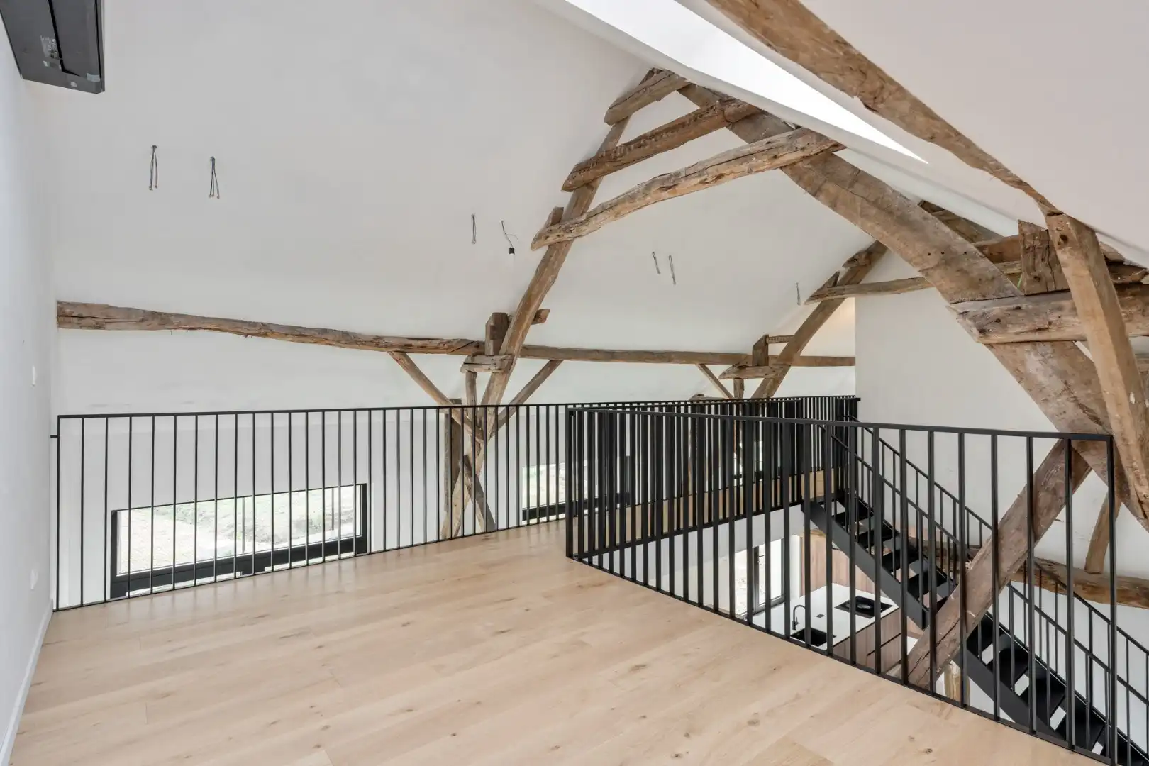 Exclusieve woning in volledig heropgebouwde hoeve op een perceel van 4a60ca!  foto 19
