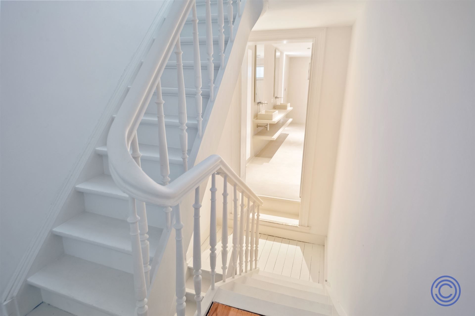 Fantastisch gerenoveerde 4-slpk woning met stadstuin! foto 8