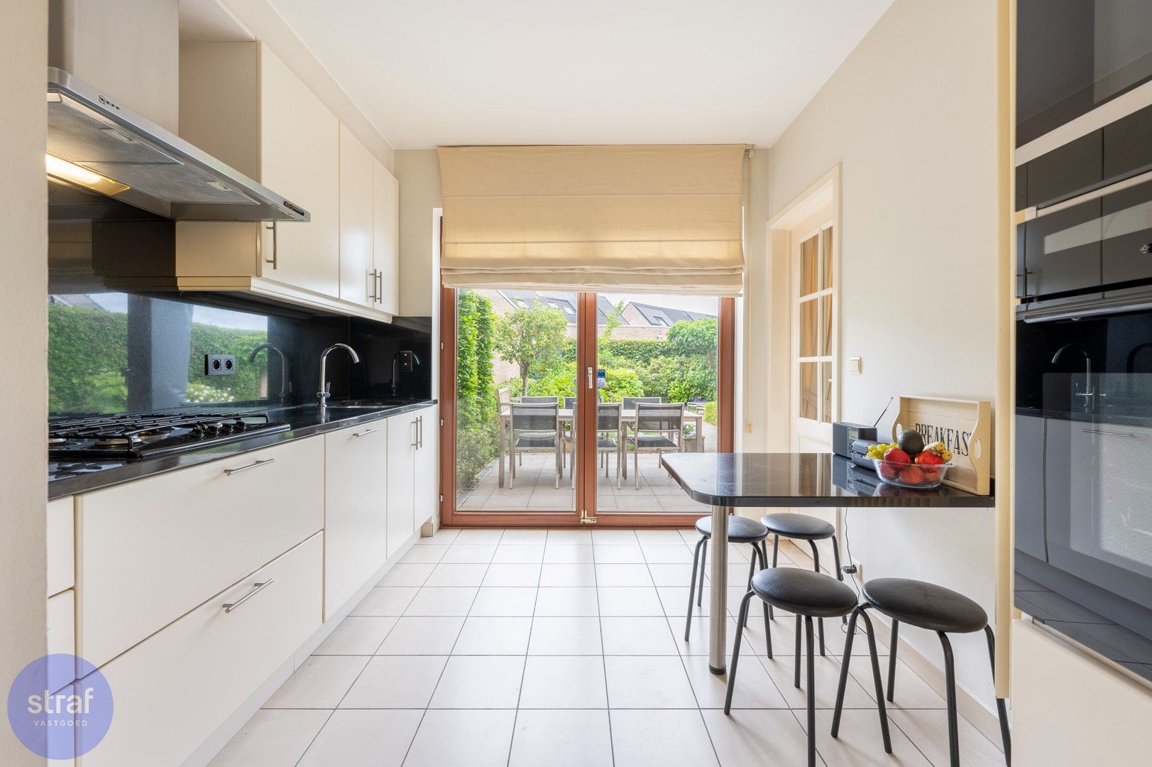 Prachtige woning met veel ruimte foto 8