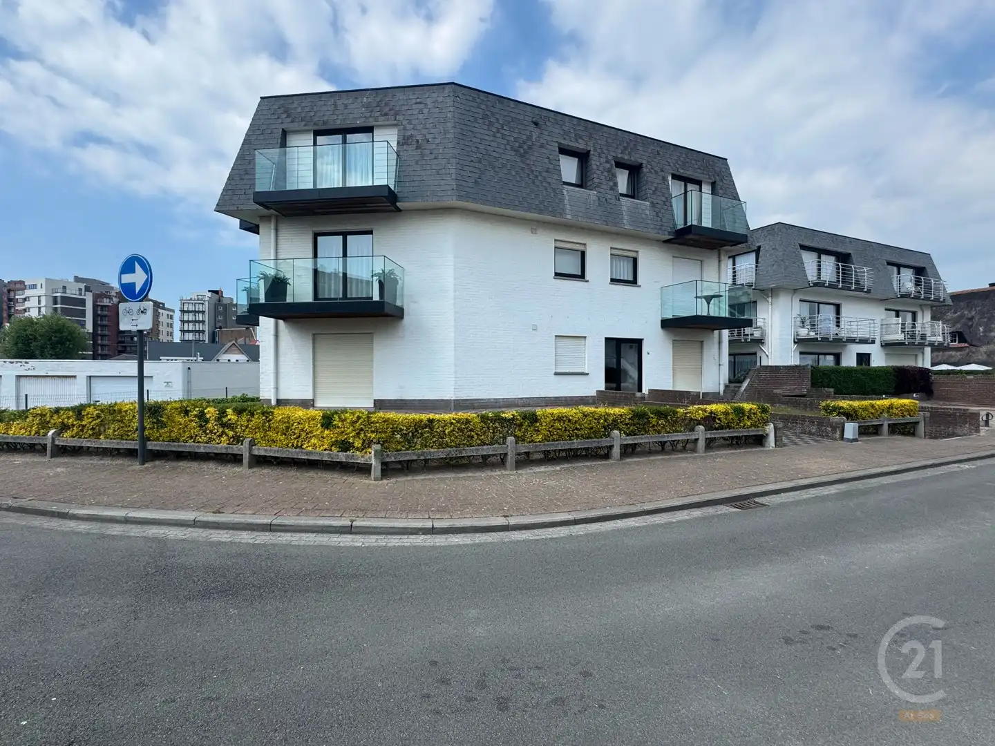 Prachtig 2-slaapkamerappartement met uniek zicht op de golf inclusief parkeerplaats foto 16