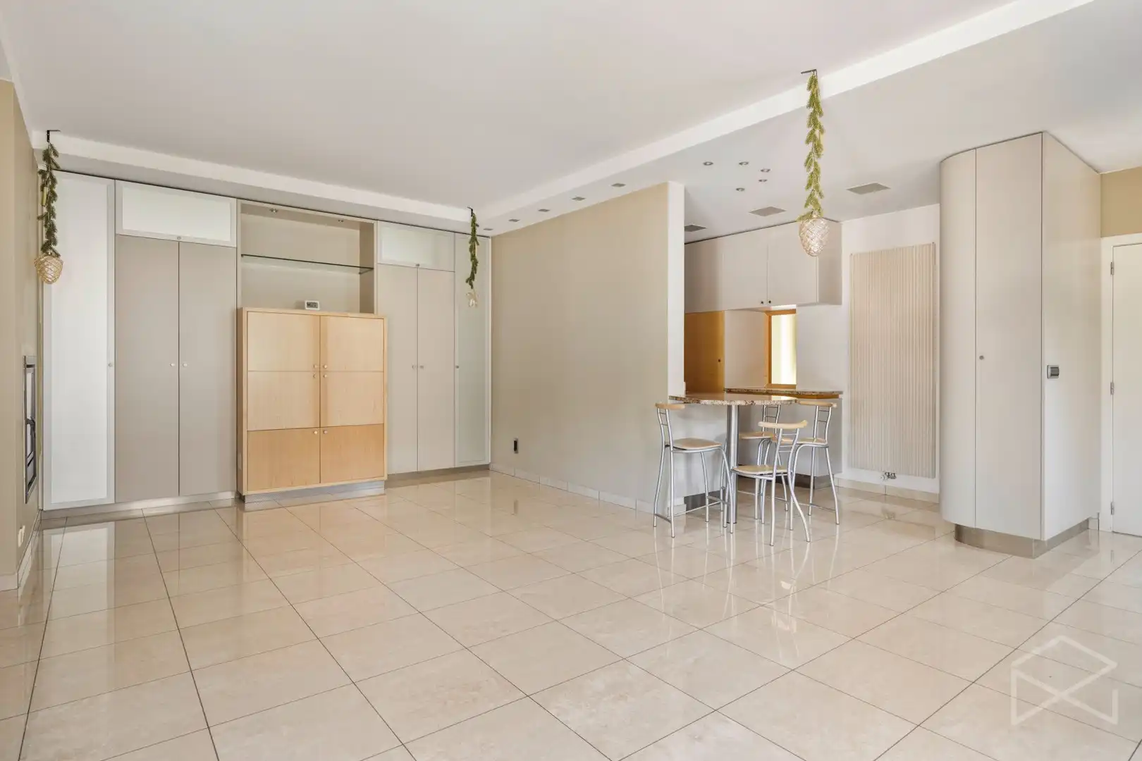 Handelspand met woonst (315m²) te koop in Ham foto 11