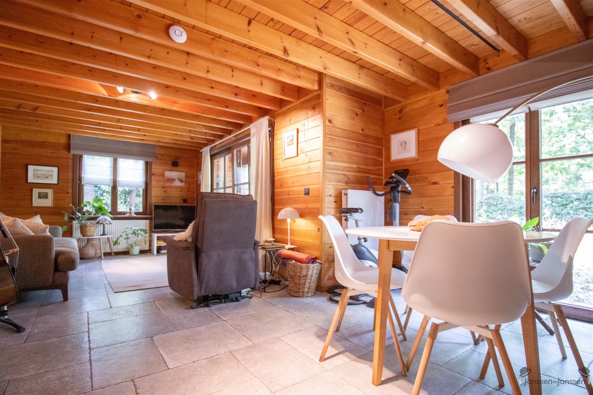 Chalet met 2 slaapkamers op 1.150 m² foto 4