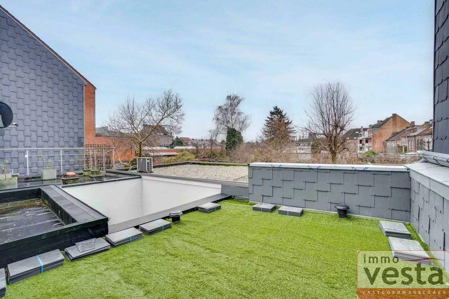 Gerenoveerde stadwoning in centrum foto 17