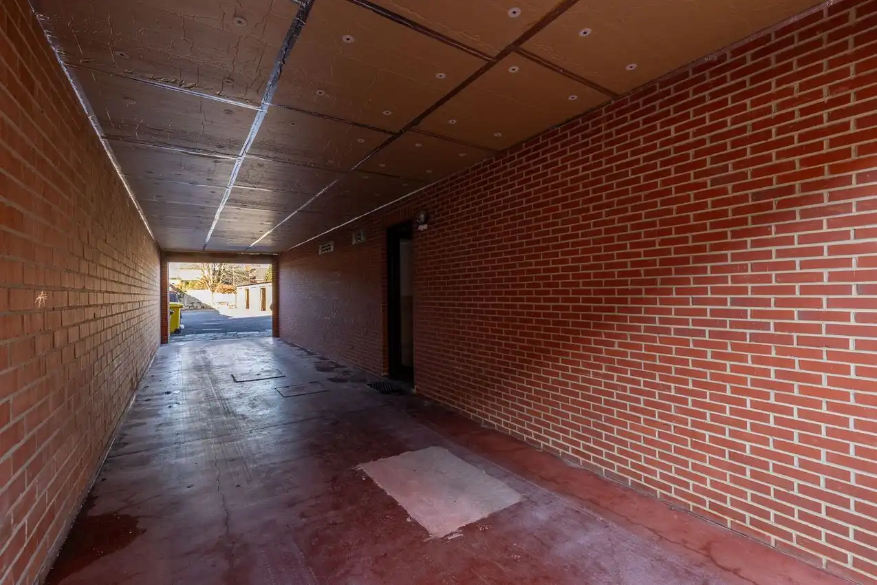 Gelijkvloers appartement met 2 slk  foto 28