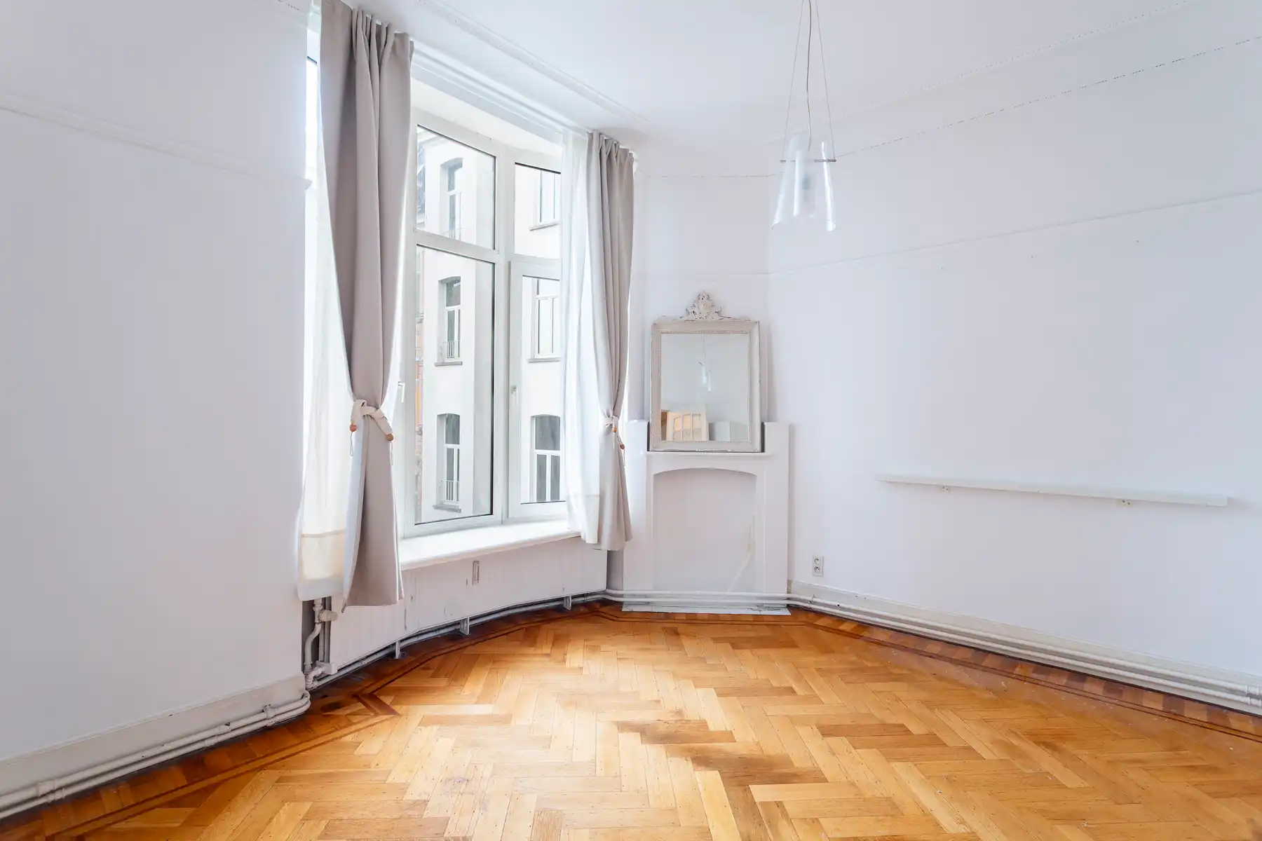 Uniek 2 slpk appartement met terras op toplocatie foto 9