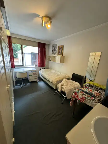 Appartement met 3 slaapkamers en 3 terrassen tegenover Shopping1 foto 17