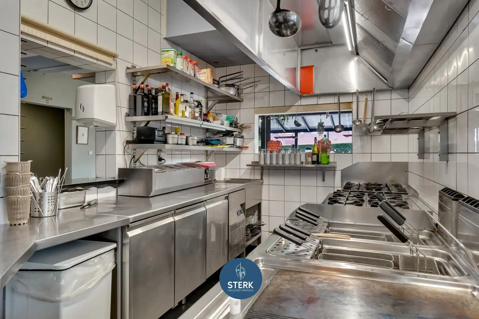 HANDELSPAND MET APPARTEMENT OP TOP LOCATIE TE MAASMECHELEN !  foto 9