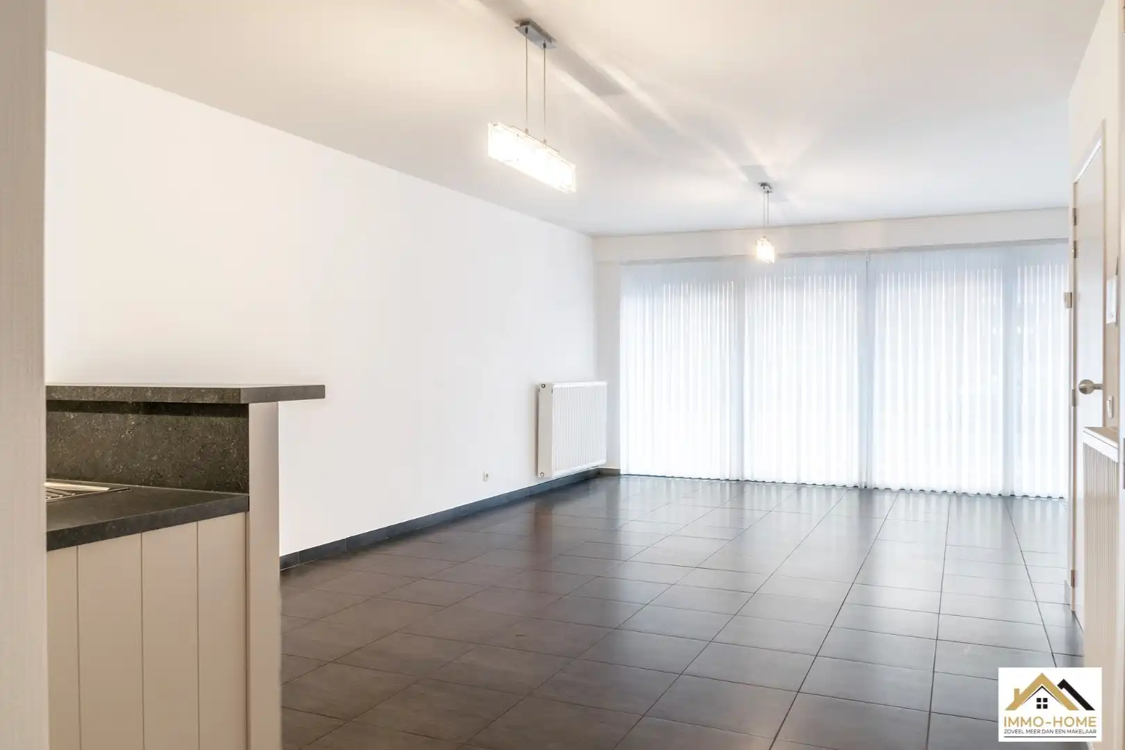Instapklaar appartement met garage!  foto 9
