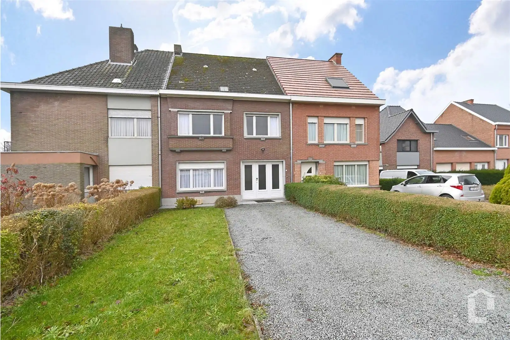 Hoofdfoto van de publicatie: Te renoveren woning met veel potentieel nabij Zottegem