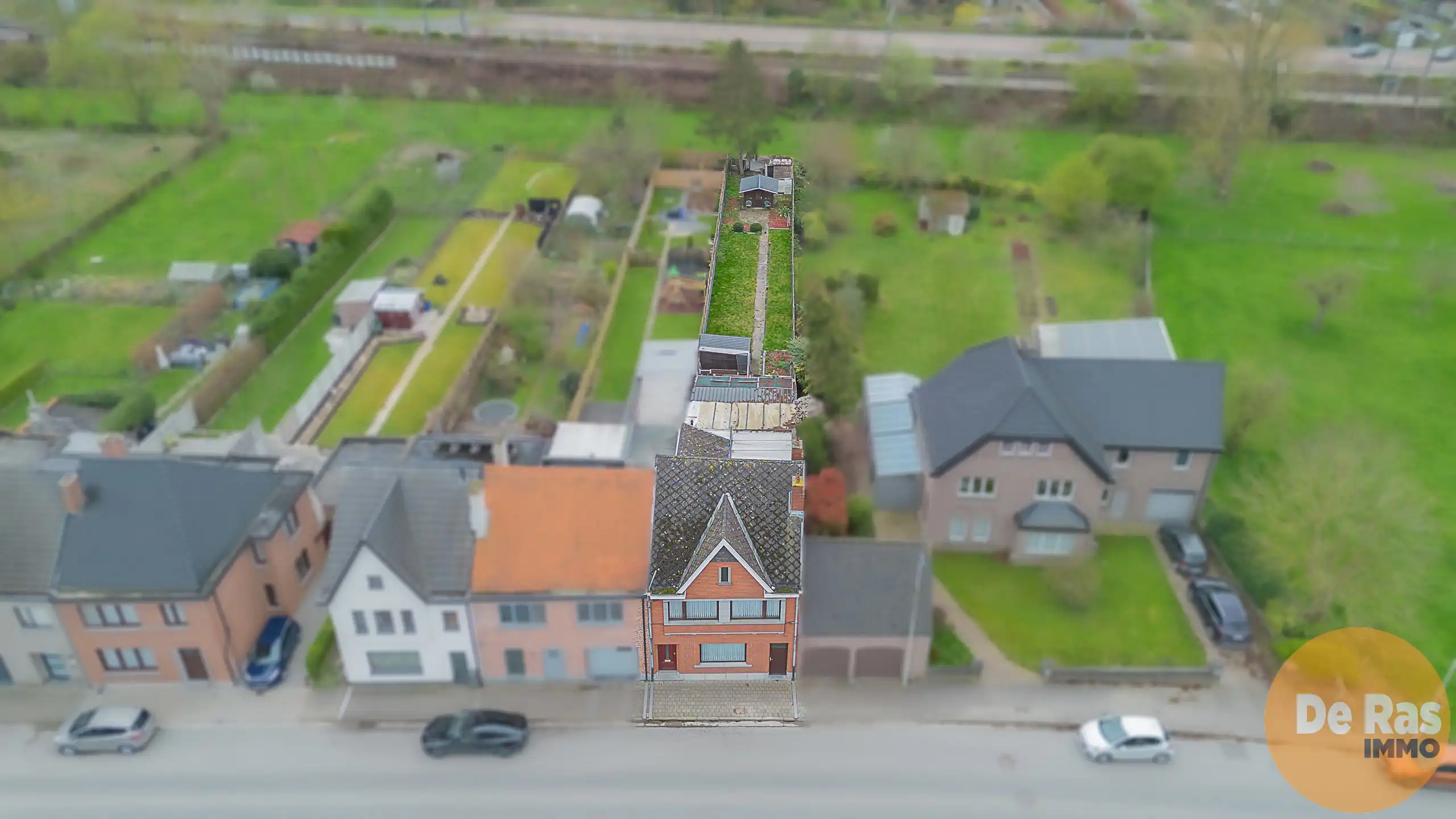 NIEUWERKERKEN - Goed onderhouden woning met 3 slpks en tuin foto 3