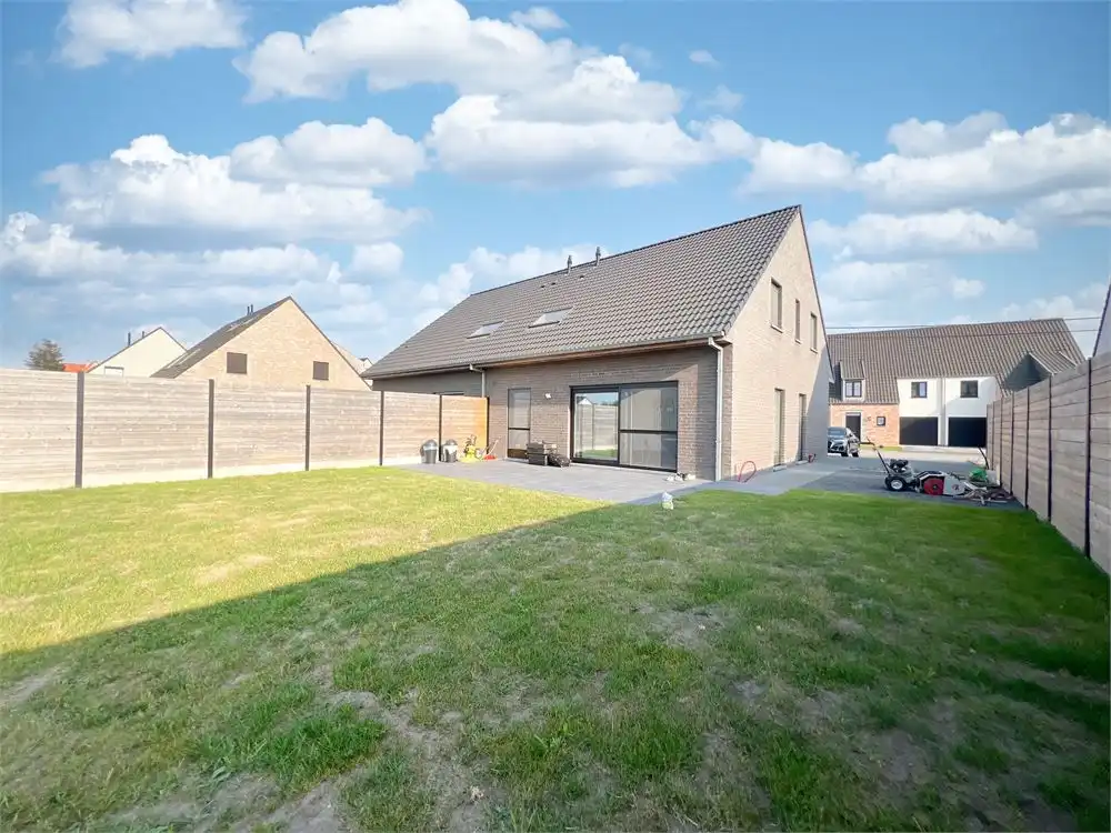 Recente nieuwbouwwoning (2022) met 4 slpks + tuin! foto 15