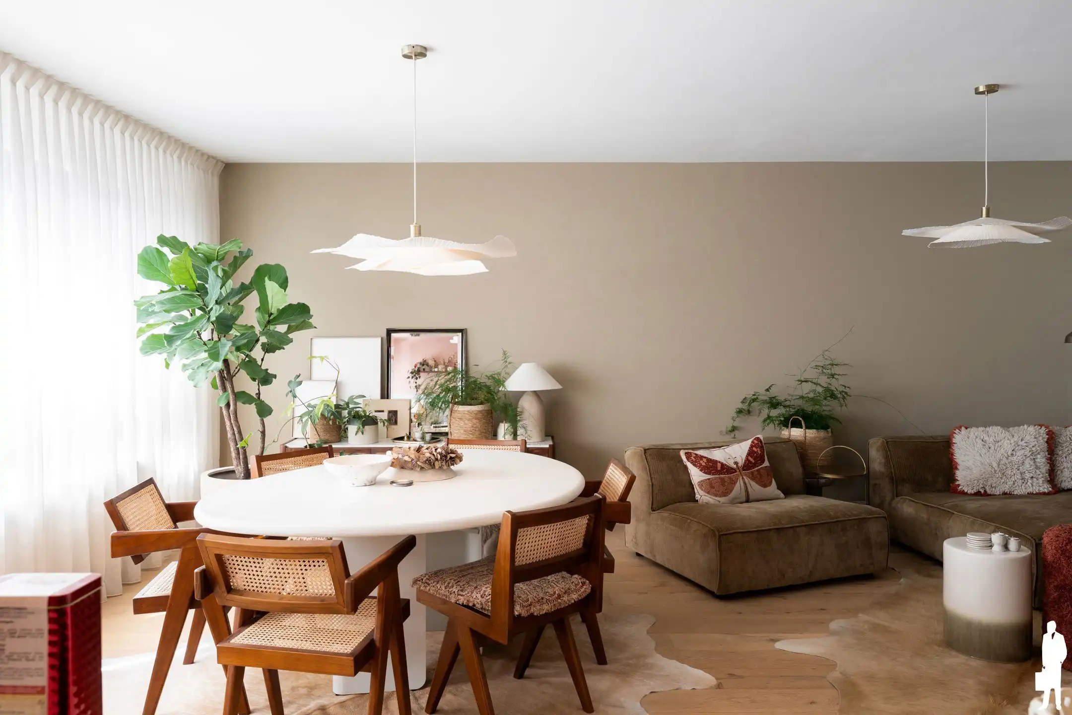 Gerenoveerd appartement met 2 slpks, tuin en autostaanplaats foto 6