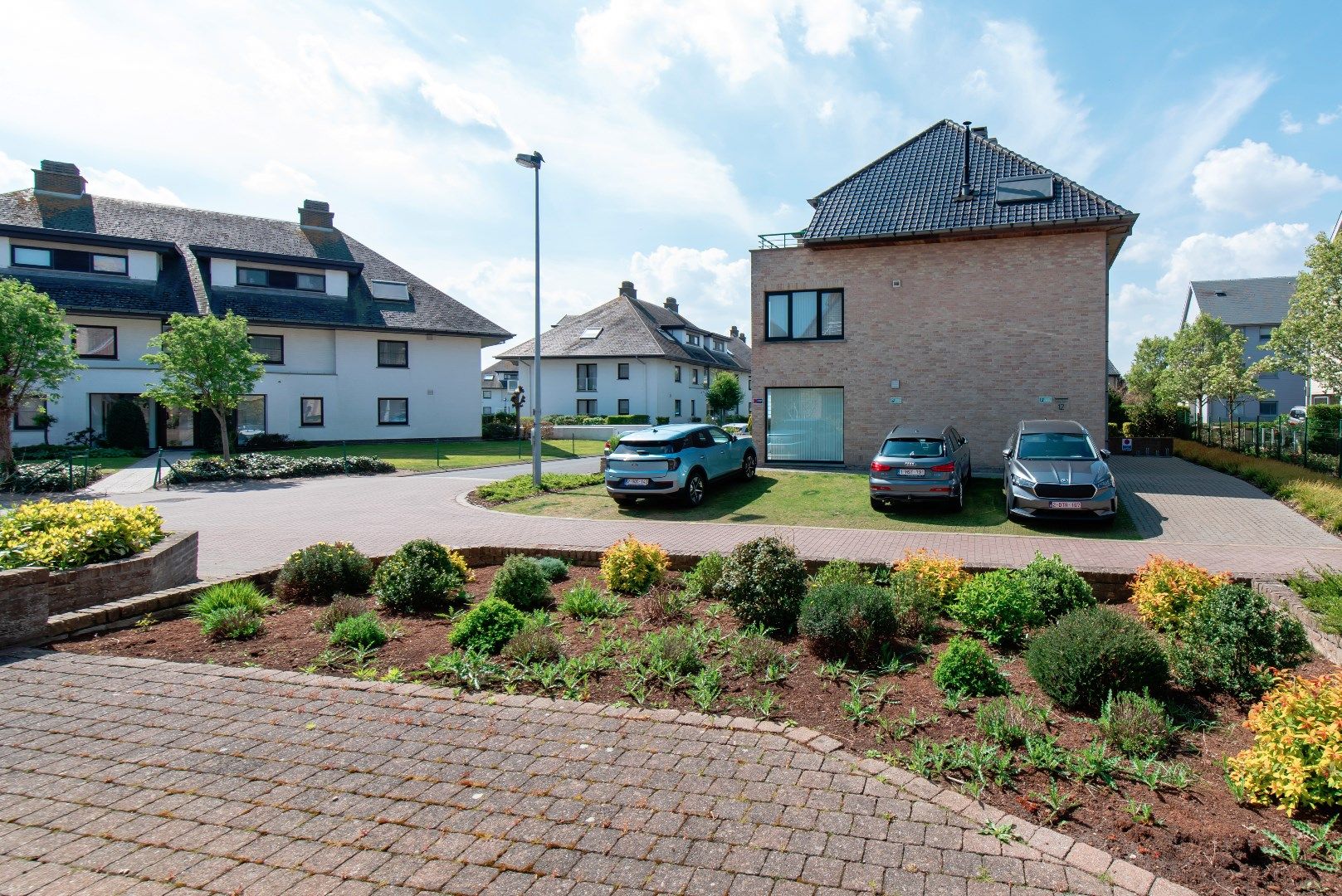 Verzorgd 2 slaapkamerappartement met zonneterras en tuin in rustige, groene omgeving foto 4