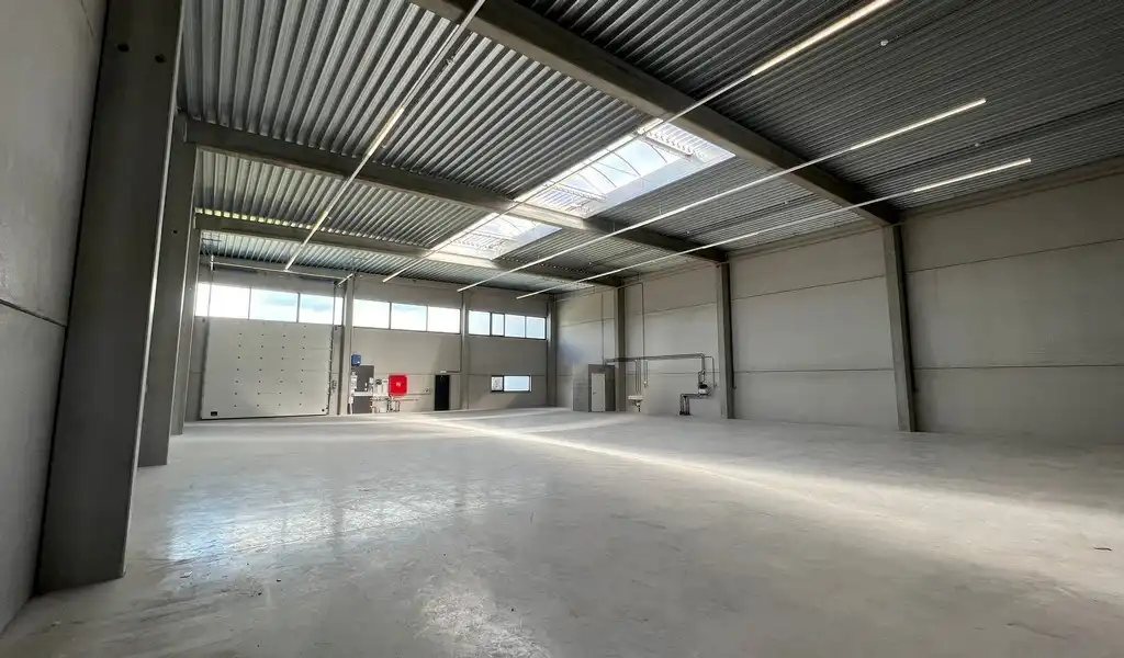 Recent magazijn te huur in industriepark De Nest te Evergem foto 5