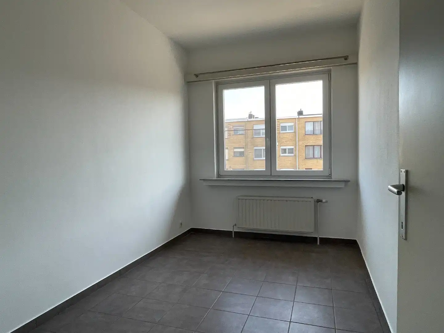 Hedendaags 2 slpk appartement met garagebox foto 12